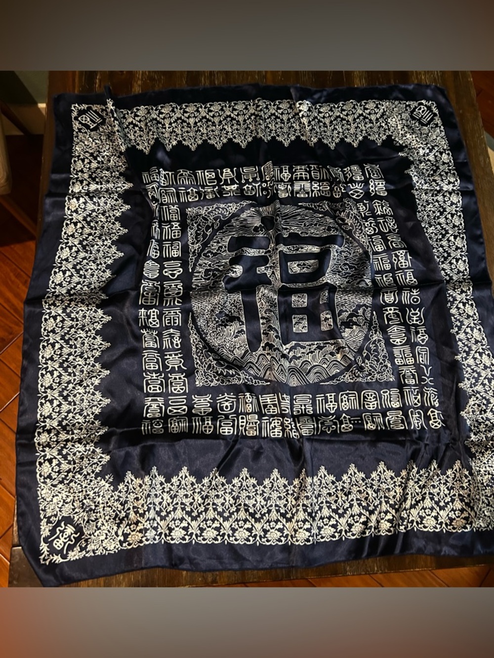 Unbranded Chinese Good Fortune Scarf
Navy Blue 36’’x36" Square - Picture 1 of 3